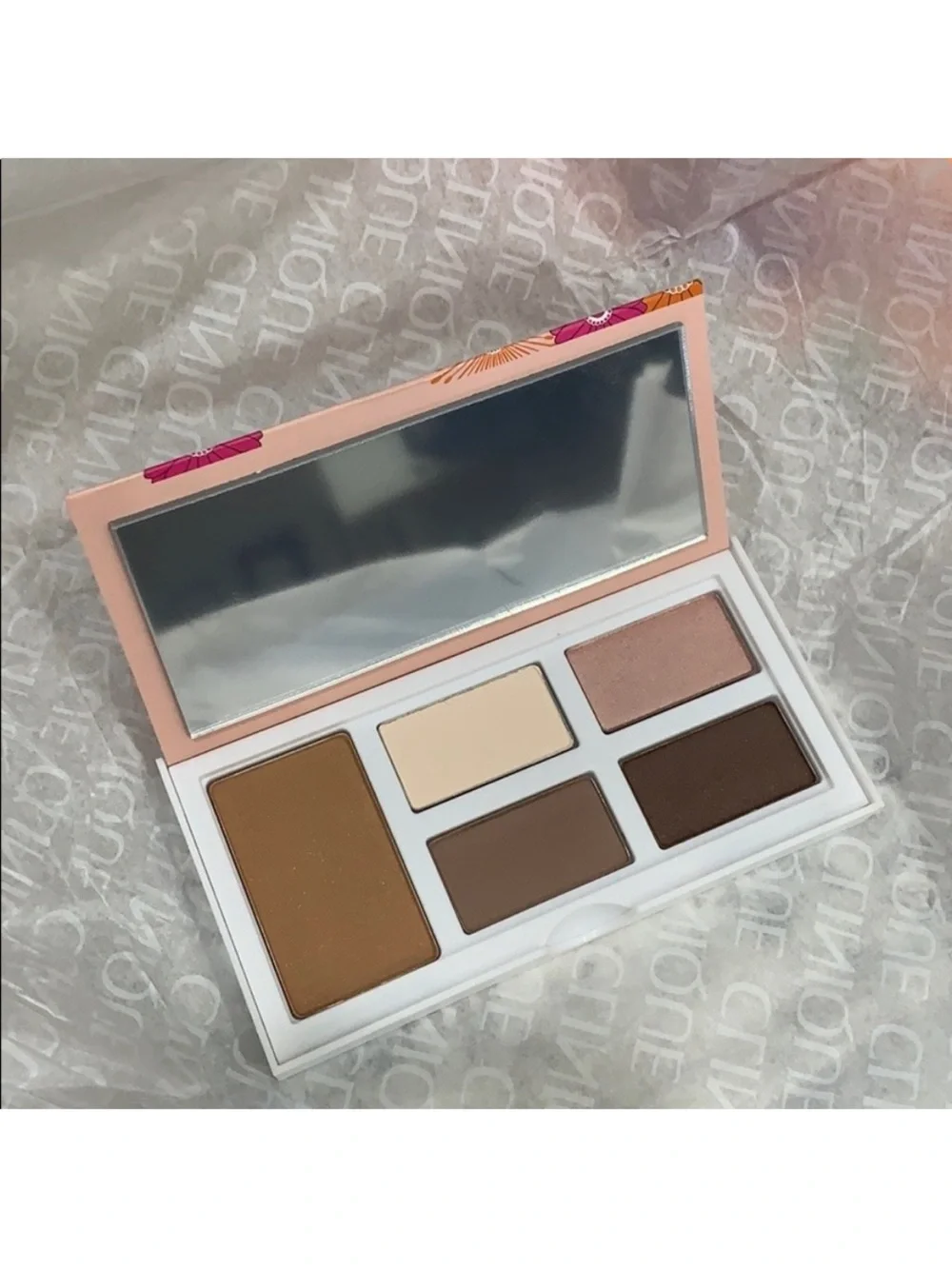 Clinique Limited Édition Shadow-Blush Palette 🌿🆕🌿